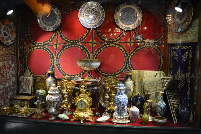 To use against Dyrrachium